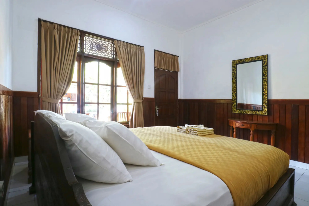 Puri Nusa Beach Hotel