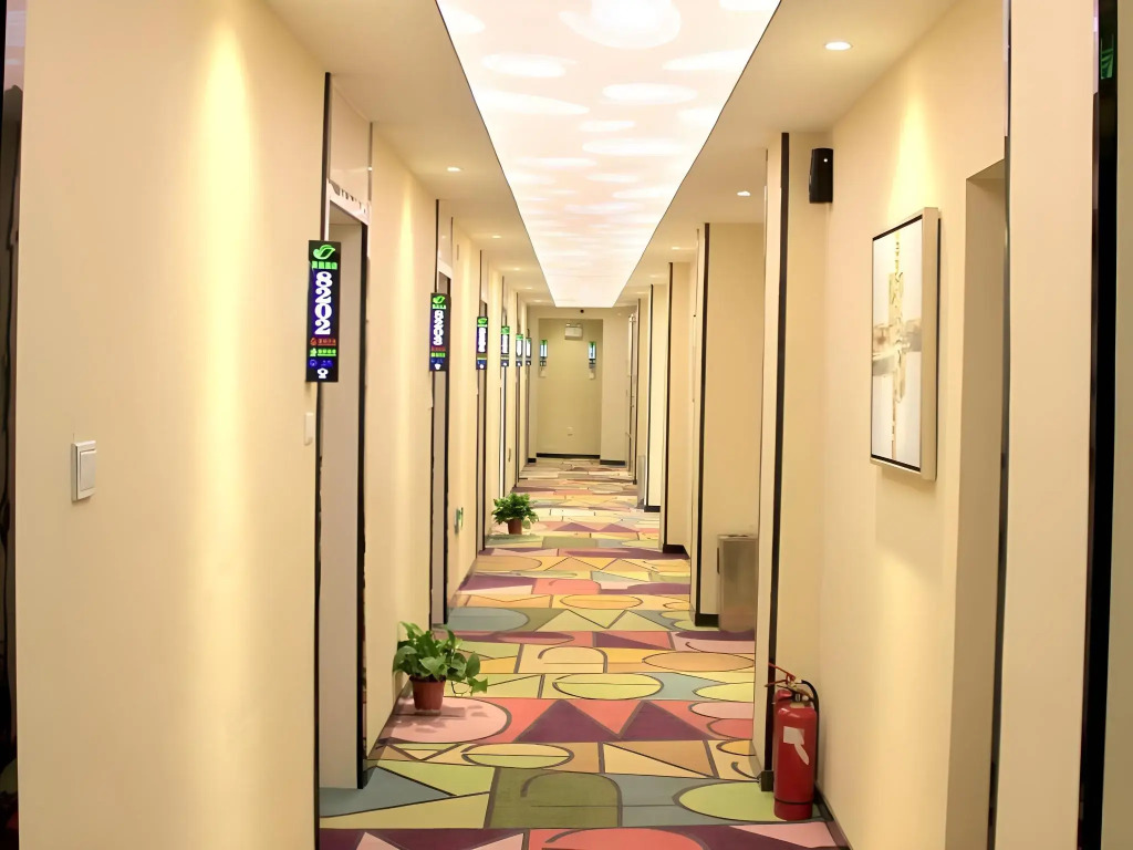 Shell Hotel Xingtai Railway Station Xinhua Nan Road