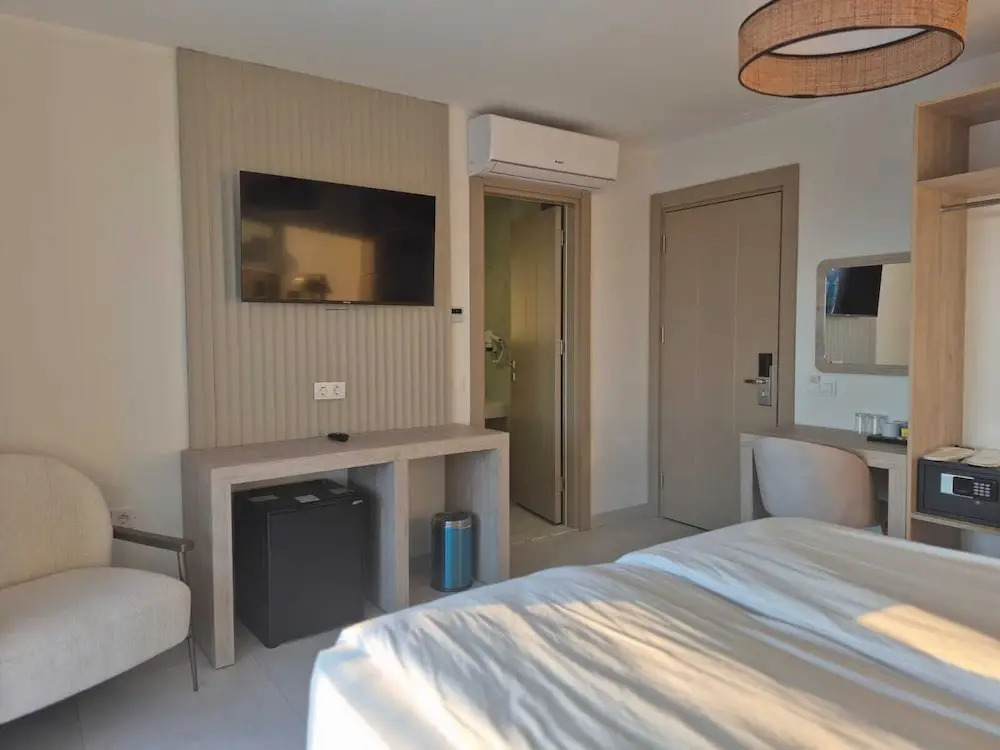 Victoria Princess Hotel