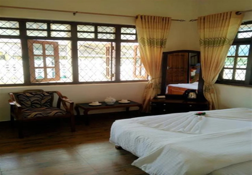 Peace Garden Hotel