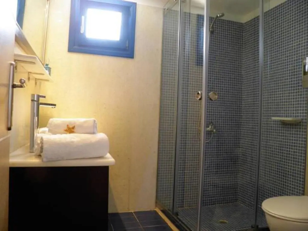 Santorini Traditional Suites