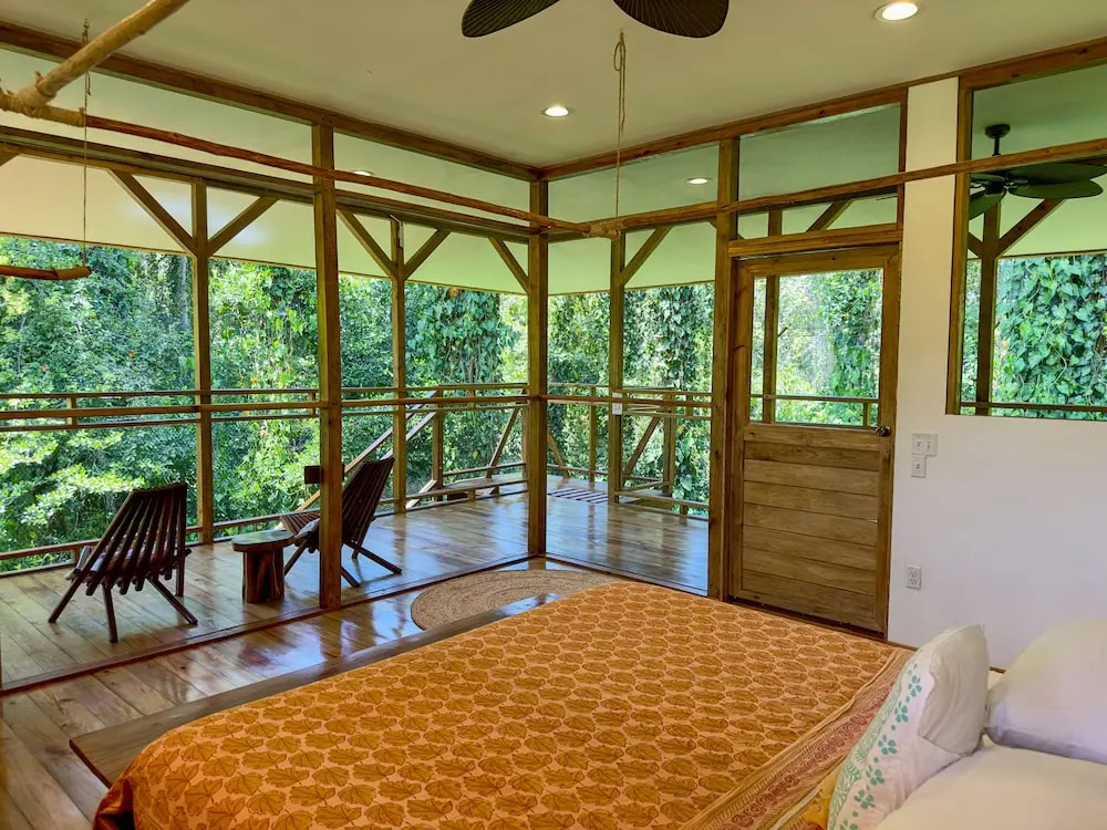 Casa Cayuco Eco-Adventure Lodge