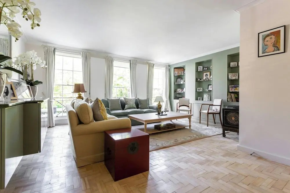 Somerset Square by Onefinestay