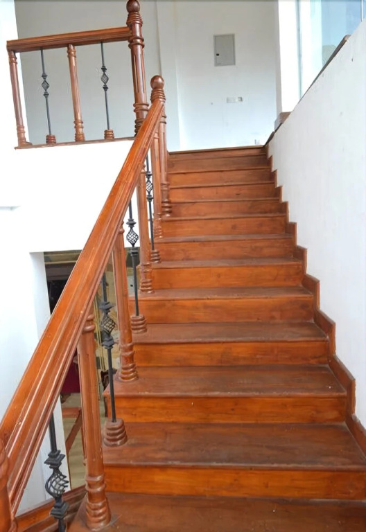 Thushara Hotel