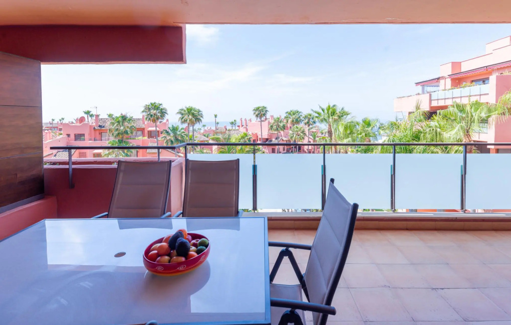 29736 - Beachside Apartment