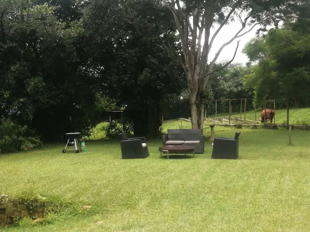 Crest Farm - Self-catering 2-bedroom, Wi-fi, Views, Swiming Pool