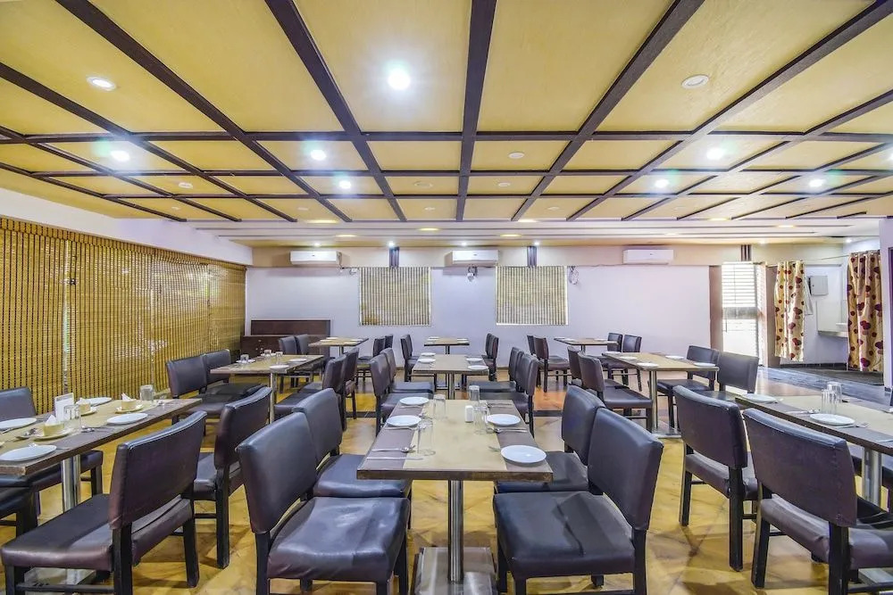 Hotel Om Sai International