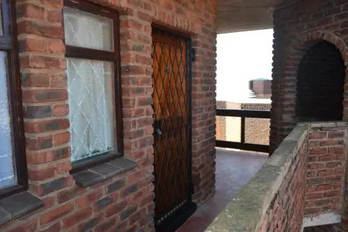 See Uitsig 12
