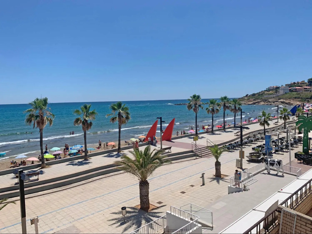 Apartamentos Oropesa Primera Línea 3000