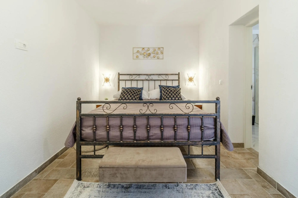 Josipa in Supetar with 2 bedrooms and 1 bathrooms