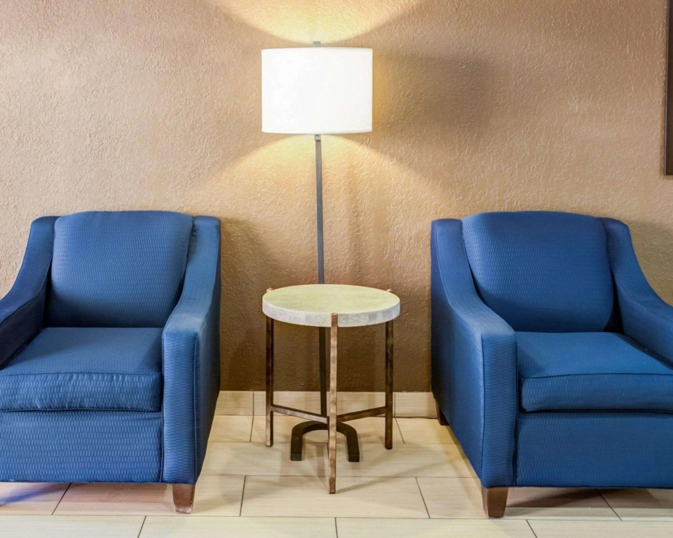 Charlotte Suites