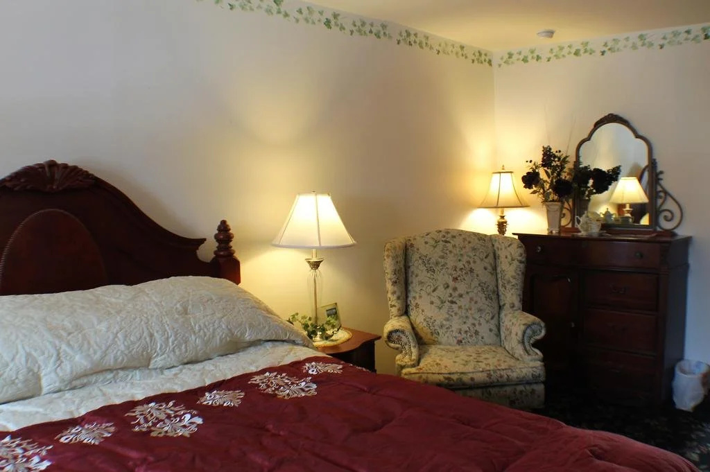 The White Birch Inn
