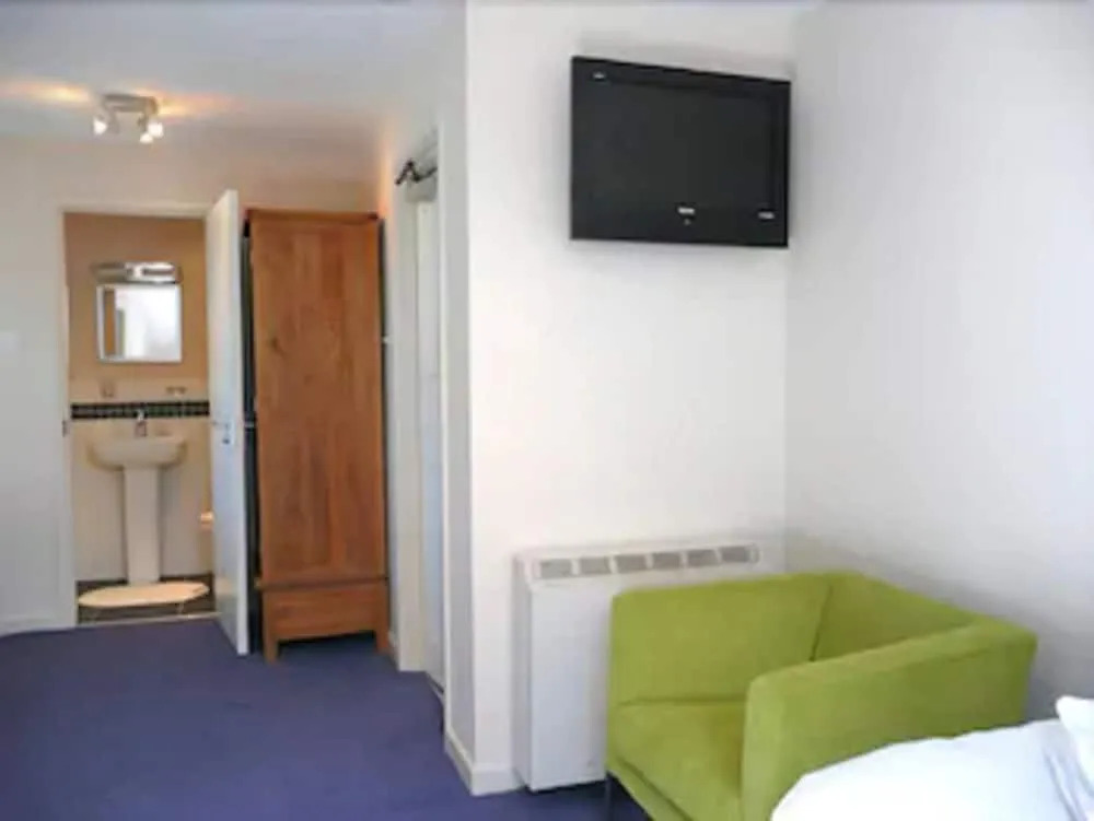 Castle Hotel