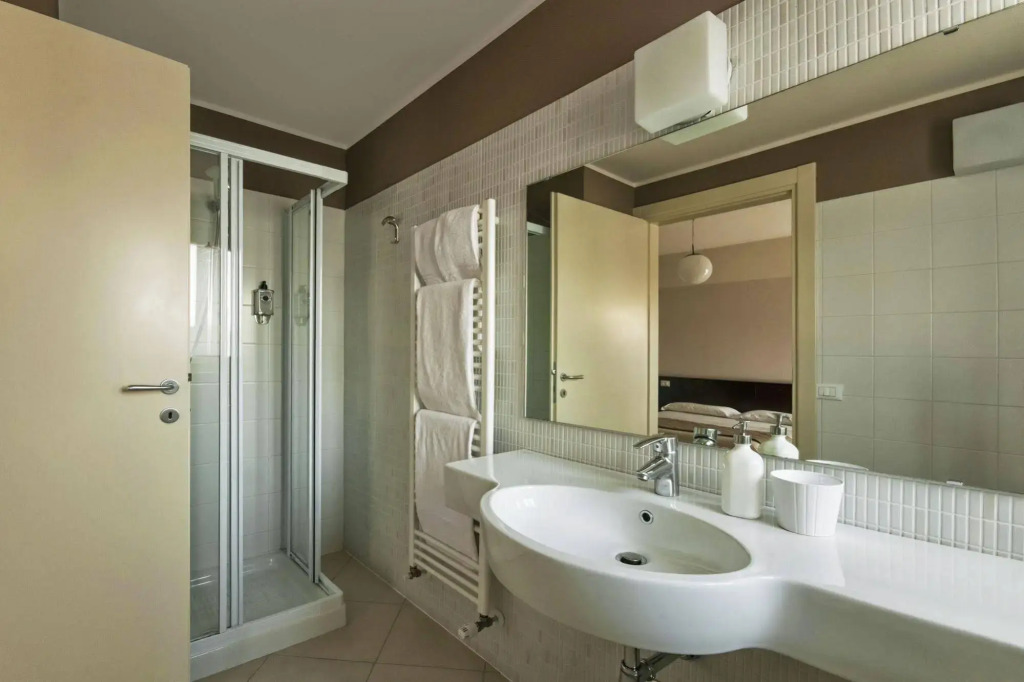 Vialeromadodici Rooms & Apartments