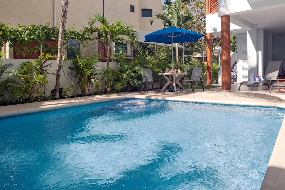 Casa Sonoma - Charming Condos Minutes from Beach & Reef