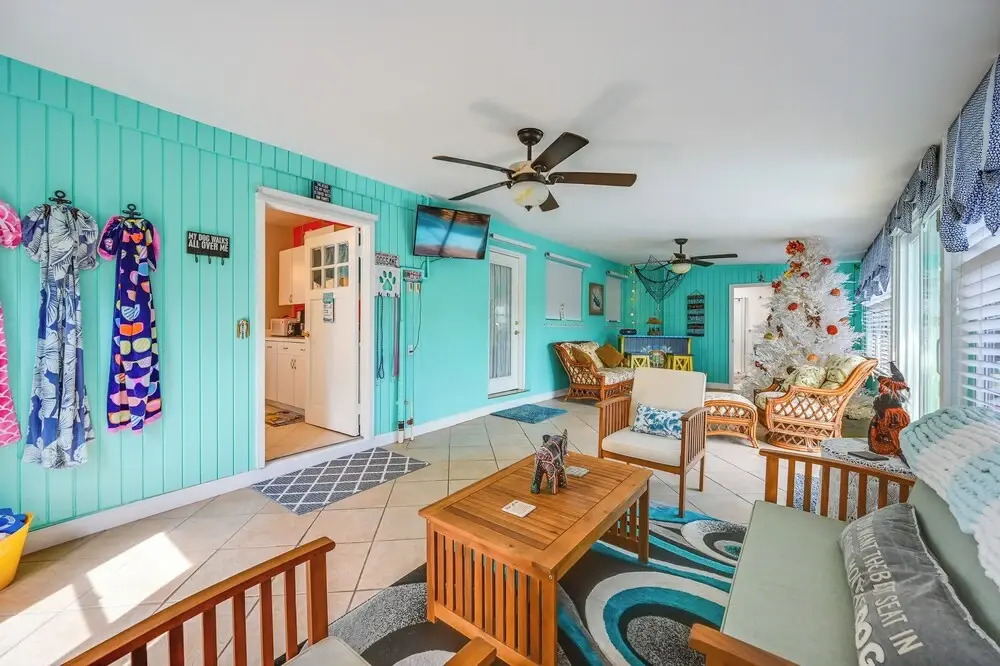 Sunny Bonita Springs Apt w/ Pool, Hot Tub + Lanai