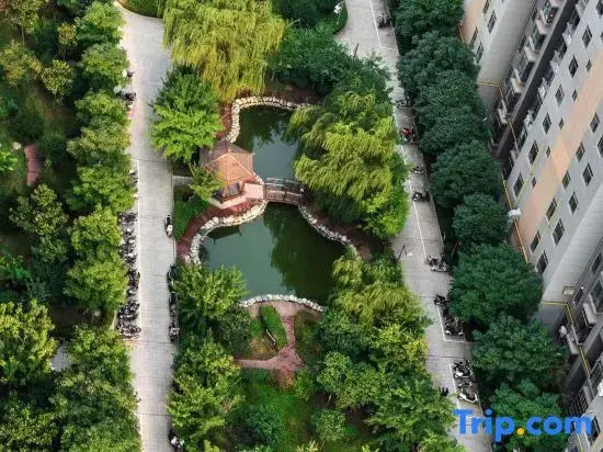 Yinhe Shanshui Jiayuan Homestay