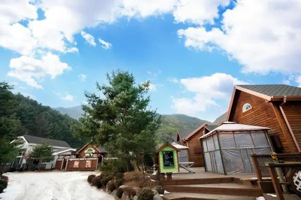 Pocheon Dalbitjungwon Pension