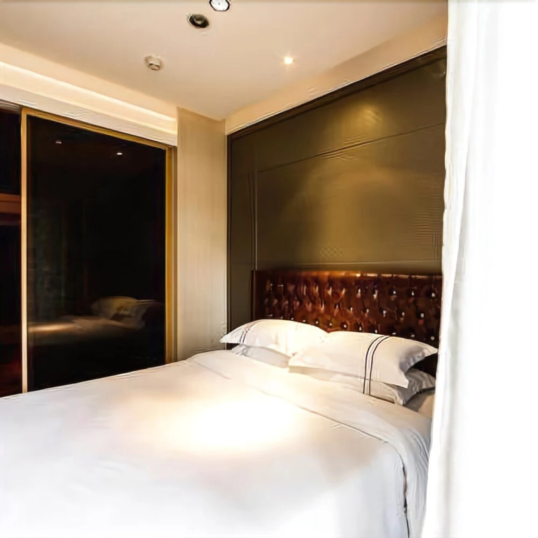 Weifudun Apartment Hotel (Guangzhou Tower Zhujiang New Town Store)
