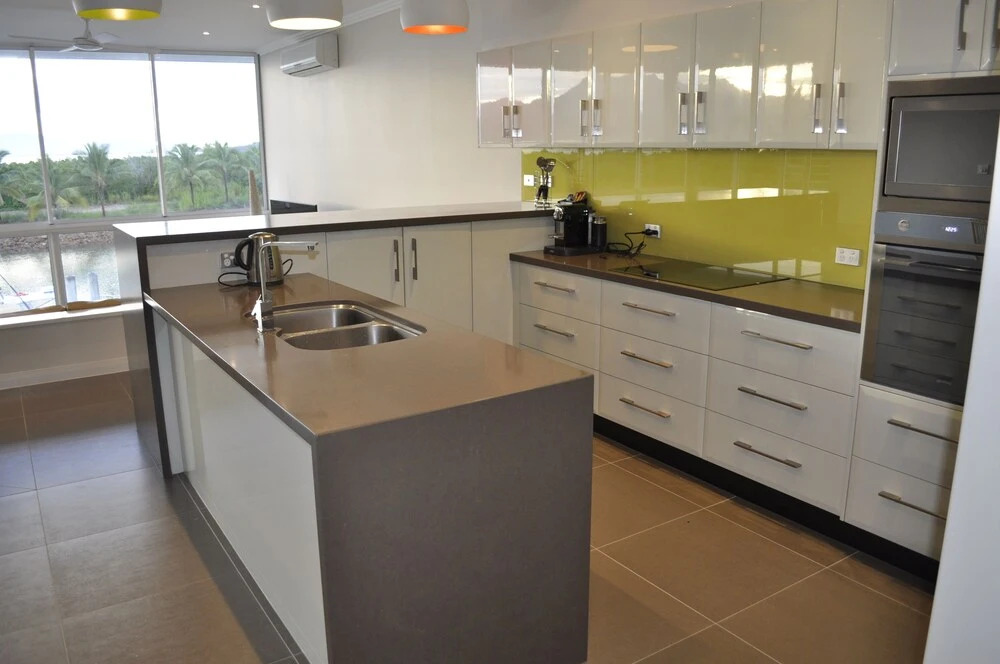 Hinchinbrook Harbour Holiday Apartments