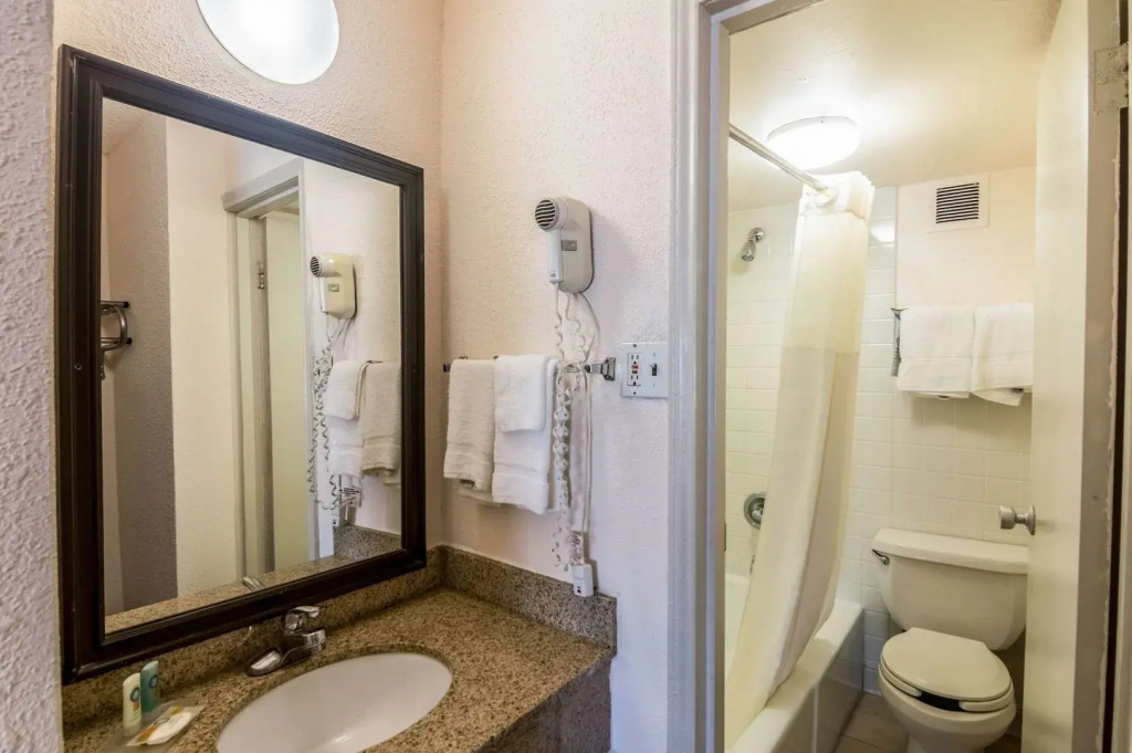 Texas Inn & Suites