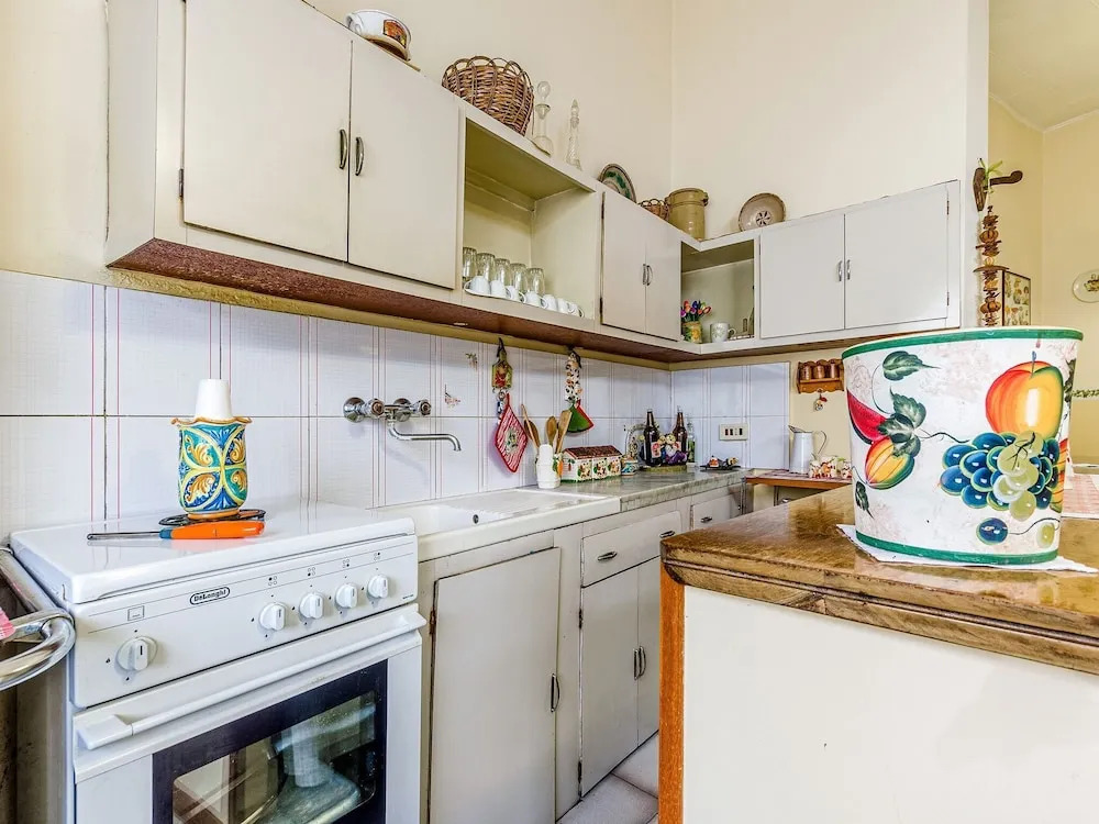 Traditional Holiday Home in Ragalna With Balcony
