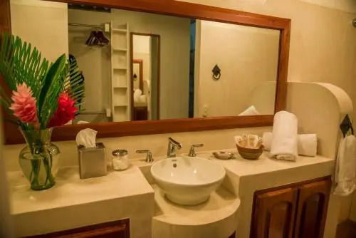 Casa Lucia Boutique Suites & Apartments