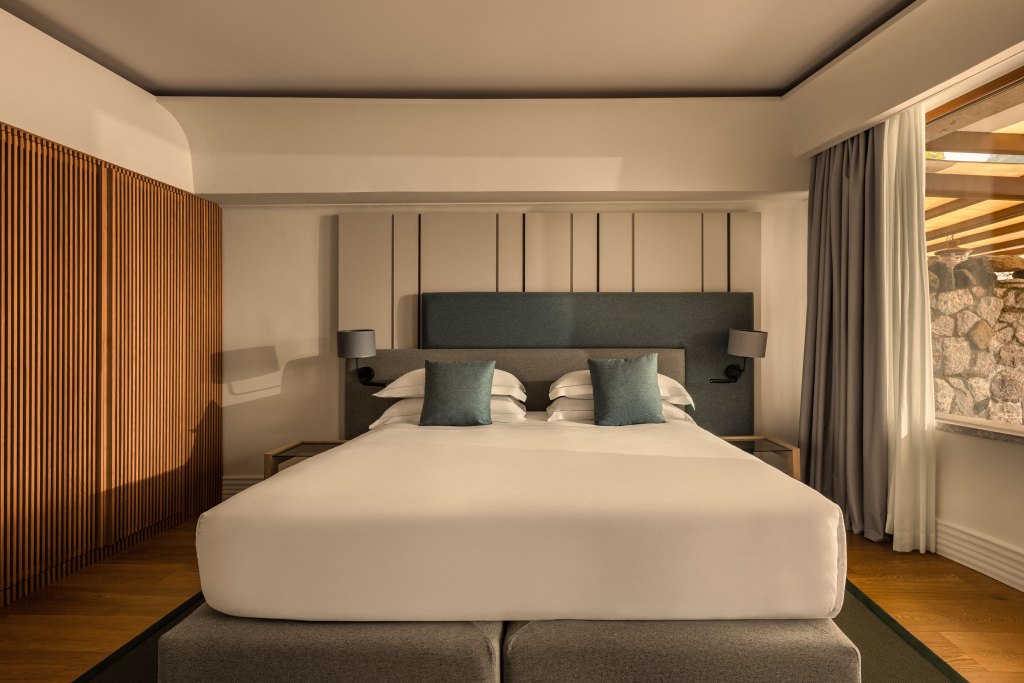 Atlantis Bay - The Leading Hotels of the World