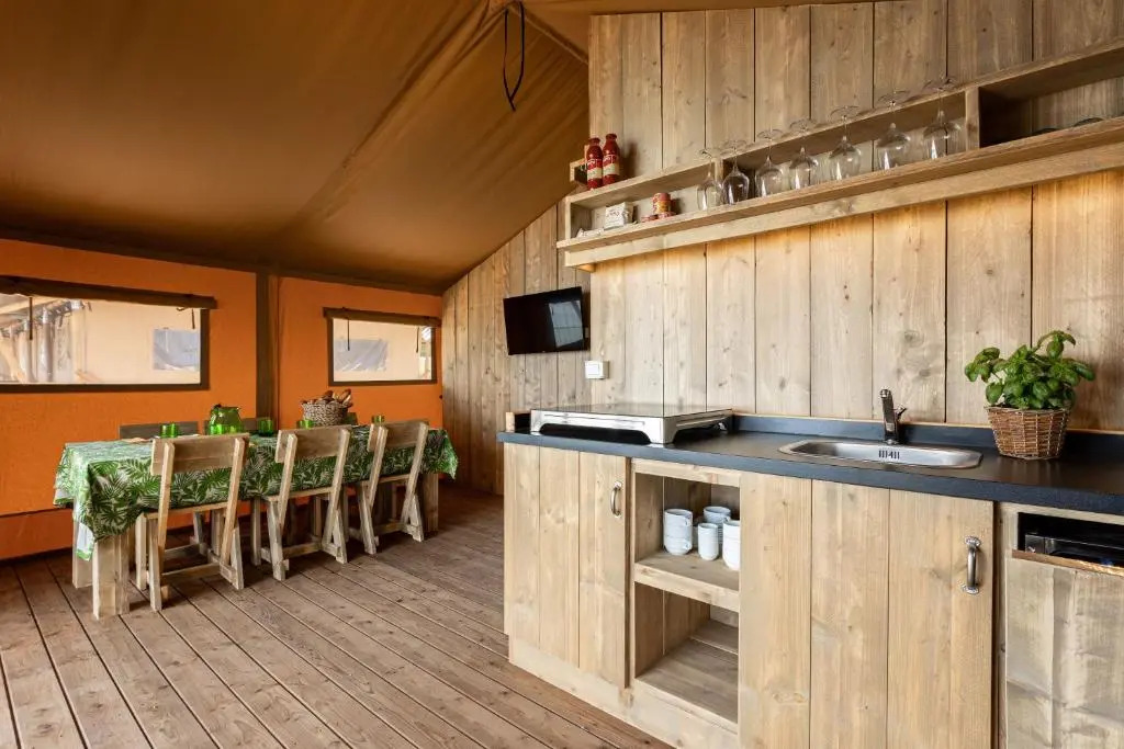 Village & Glamping Riva Blu