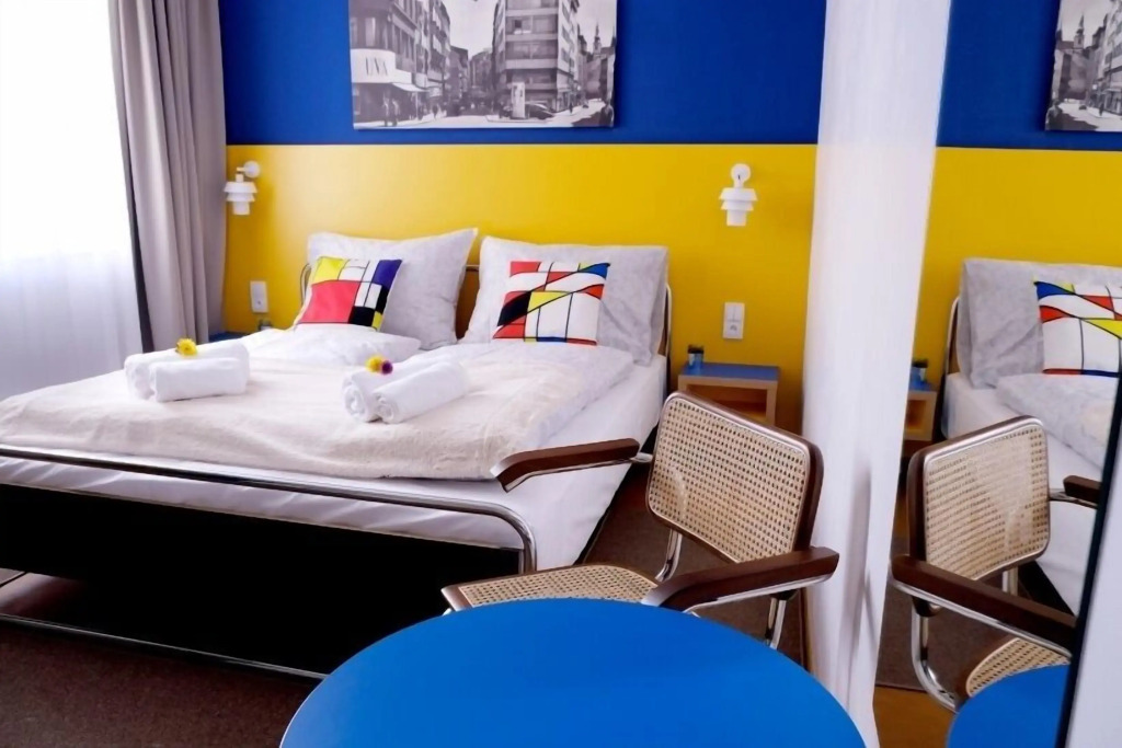 Hotel Avion - NKP - WORLD MONUMENT