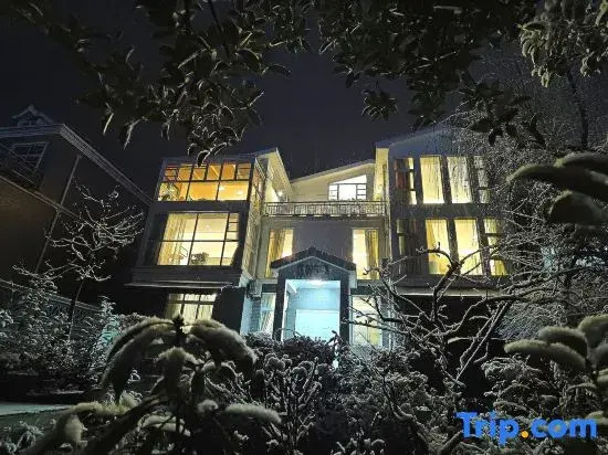 Lichuan Huajianyin Homestay