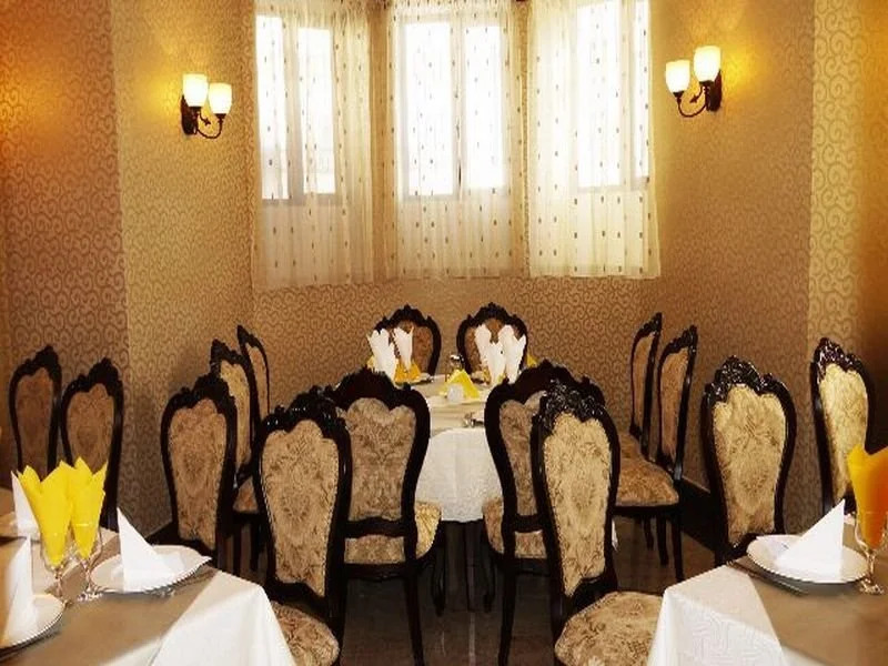 Hotel Carol