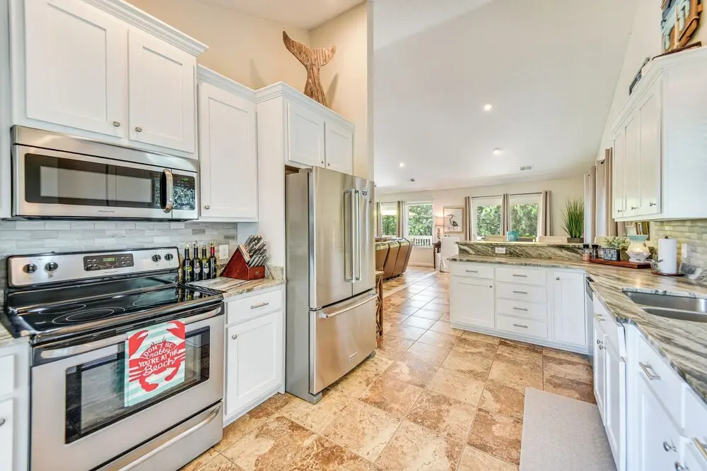 Spacious Outer Banks Home - Golf & Beach Access!