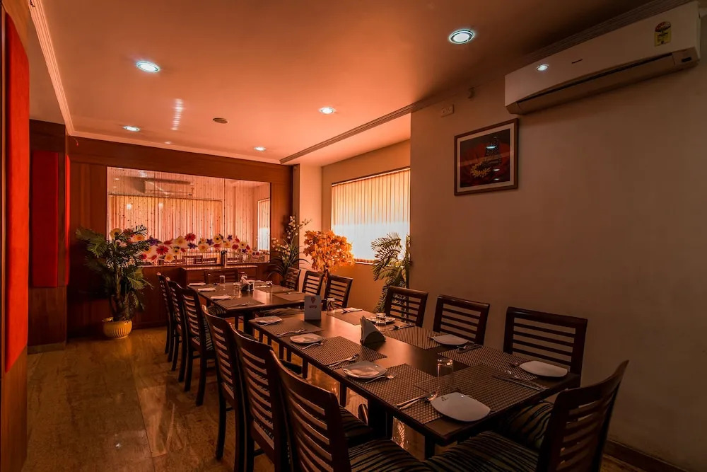 OYO 1152 Hotel Sun INN