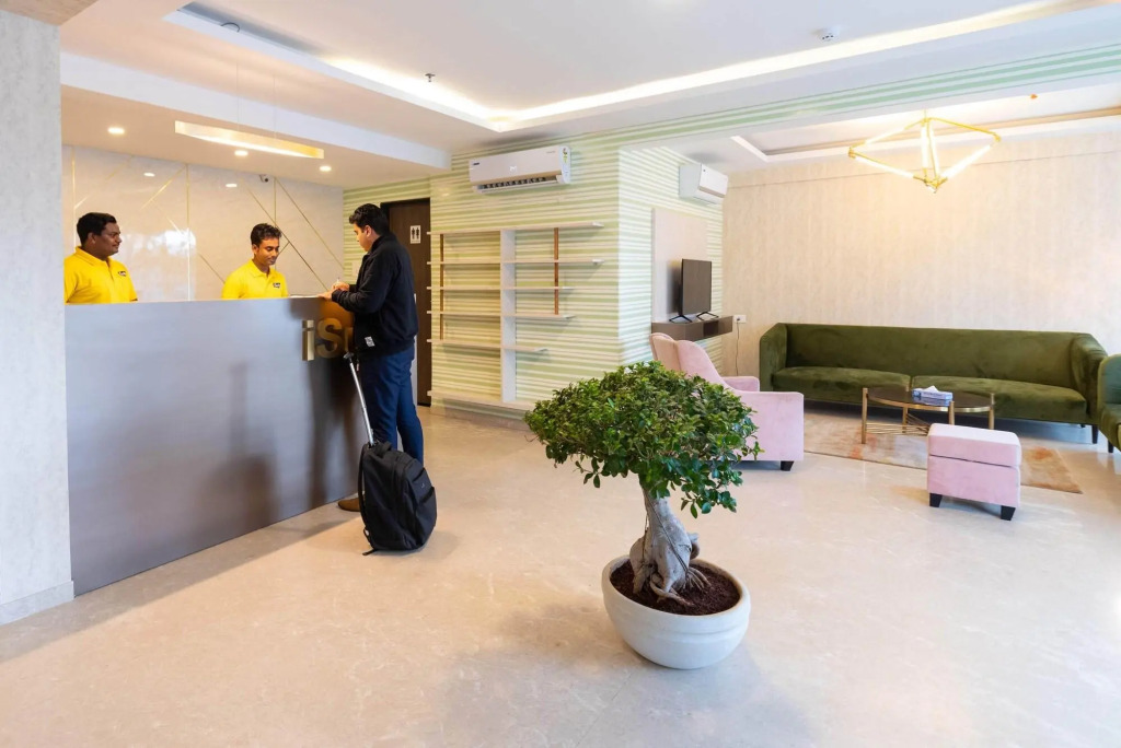 StayBird - B Suite, Business Hotel, Kharadi