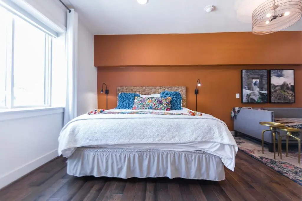 The Bishop Arts Hotel by Qresorts