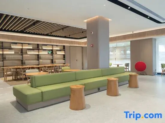 JI Hotel (North Gate of Xijindu Scenic Area, Zhenjiang)