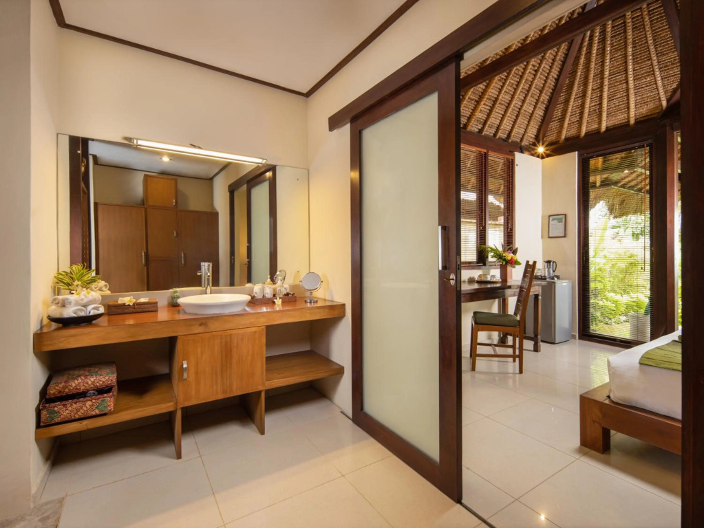 Alam Anda Ocean Front Resort & Spa Dive Resort