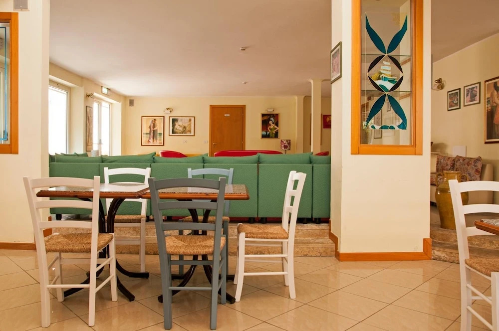 Hotel Rugantino