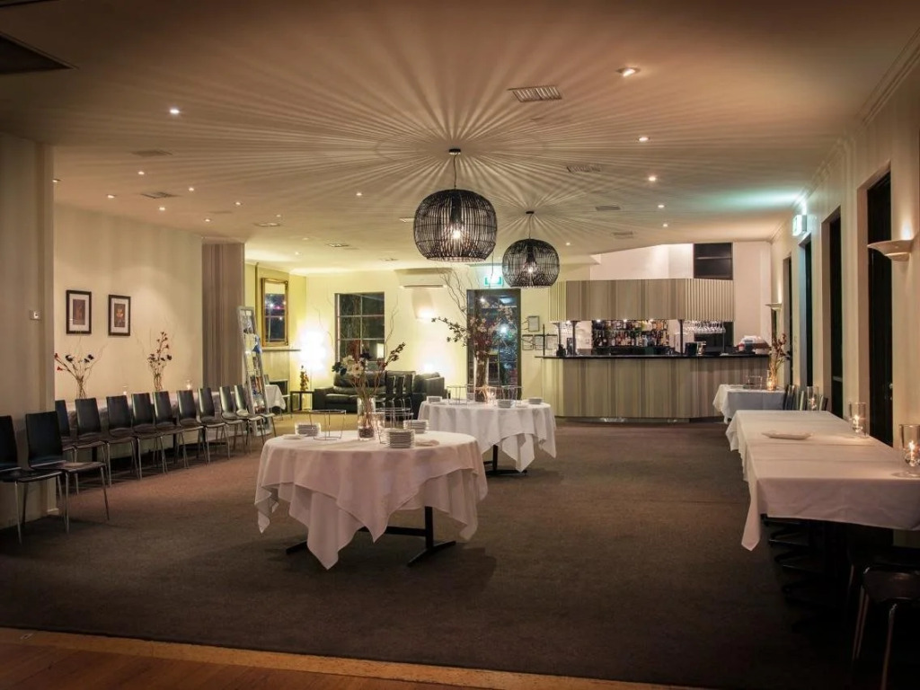 Eltham Gateway Hotel & Conference Centre