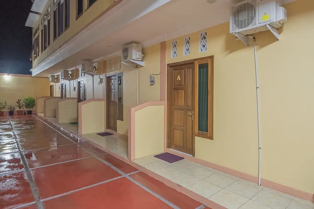 RedDoorz near RSUD Dr Abdul Aziz Singkawang