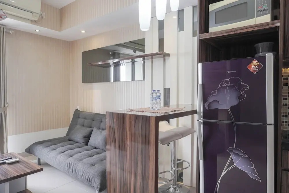 Well Appointed 1Br At The Wave Kuningan Apartment