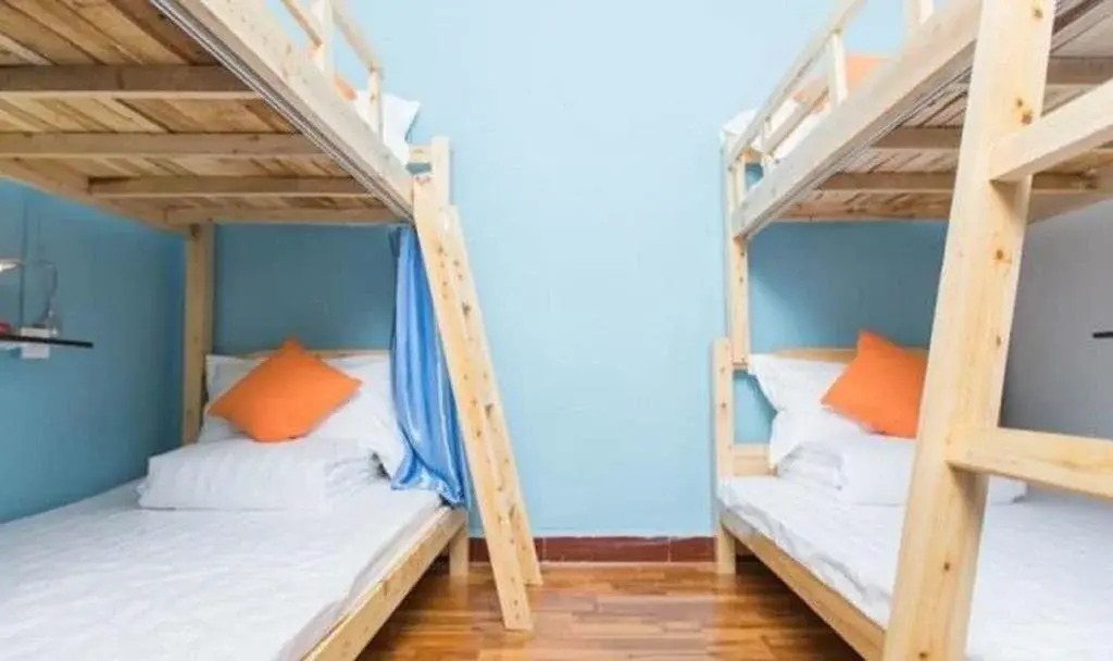 Zhuangse Chengdu Youth Hostel