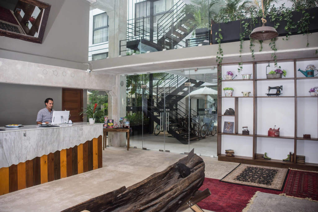Hotel52