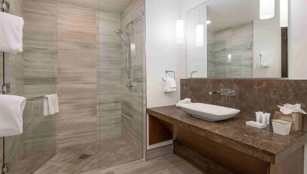 Modern 2 Bedroom Luxury Condo in Lionshead Village