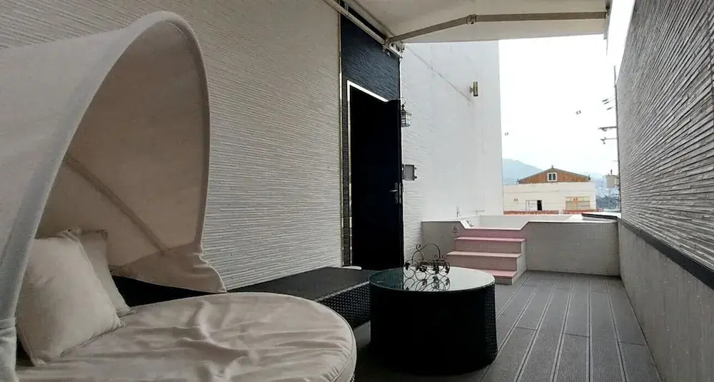 Denbasta Hotel Heritage