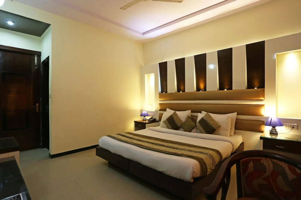 Hotel Star Plaza Paharganj