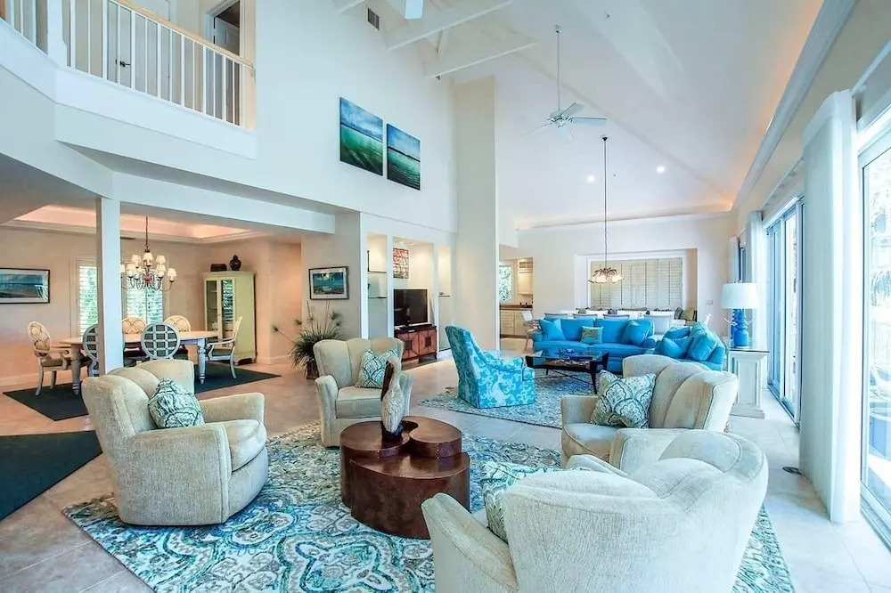 Hakuna Matata - Island Escape! Captiva Waterfront! 5 Bedroom Home