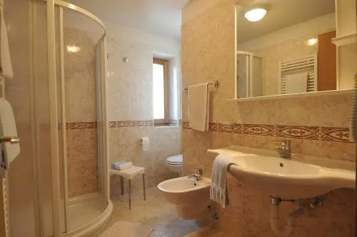 Hotel Croce Bianca