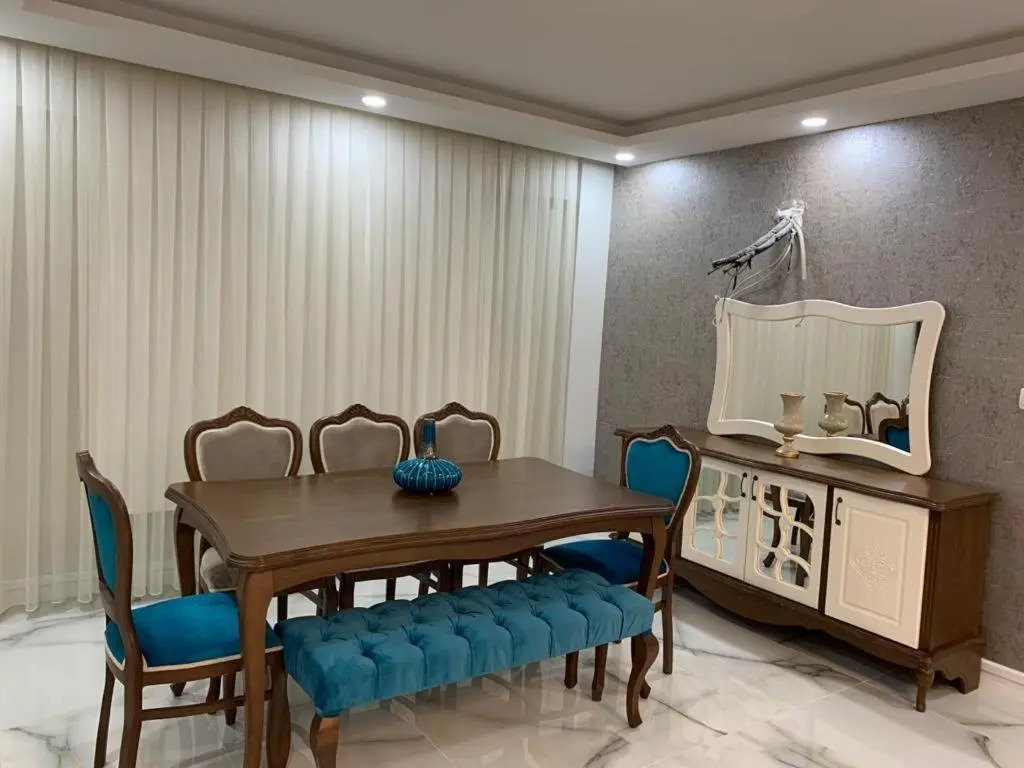 Villa Vadi-Isıtmalı havuzlu-Şömineli-Kış bahçeli-Tamamen Müstakil